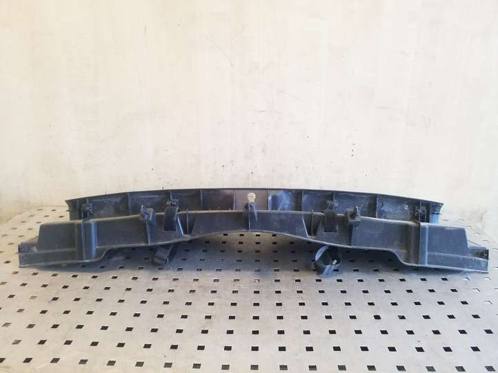 Toyota Auris 150 (2006 - 2012)  6471602080 Отделка порога багажника