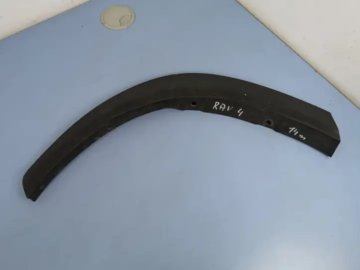 Toyota RAV 4 (XA40) (2012 - 2018) 7560578010 Накладка колесной арки — фото 1