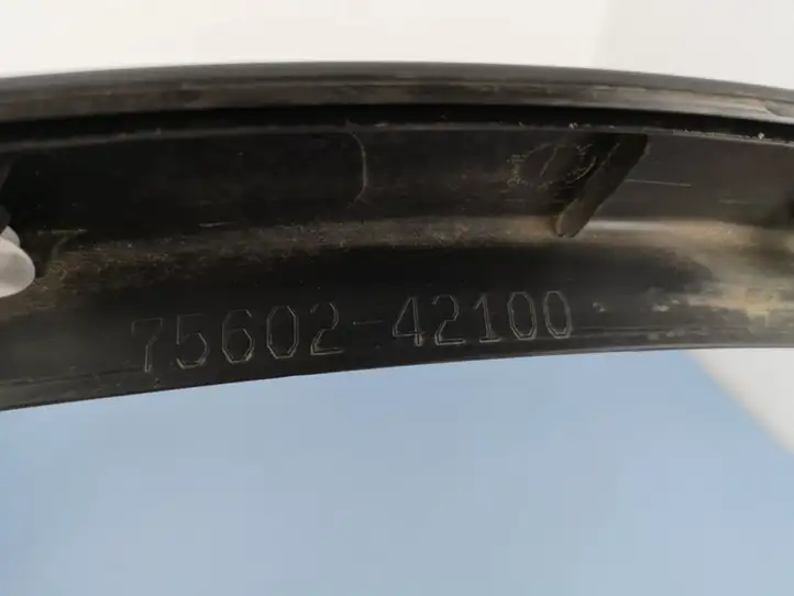 Toyota RAV 4 (XA40) (2012 - 2018) 7560242100 Накладка колесной арки — фото 5