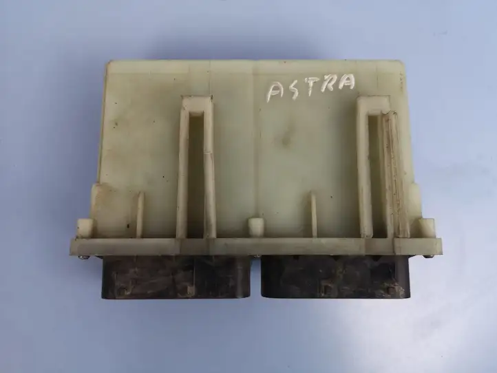 Opel Astra G (1998 - 2004) 24410130 Реле вентилятора охлаждения — фото 2