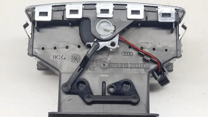 Audi A6 S6 C6 4F (2004 - 2008) 4F0819203B Задний воздушный дефлектор — фото 2