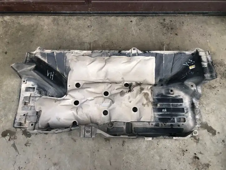 Honda CR-V (2012 - 2016) 74613T1GAGO Защита днища — фото 2