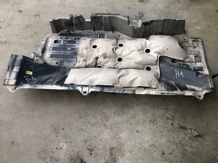 Honda CR-V (2012 - 2016) 74613T1GAGO Защита днища — фото 3