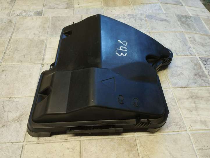 BMW X6 E71 (2008 - 2014)  7555102 Крышка ящика предохранителей