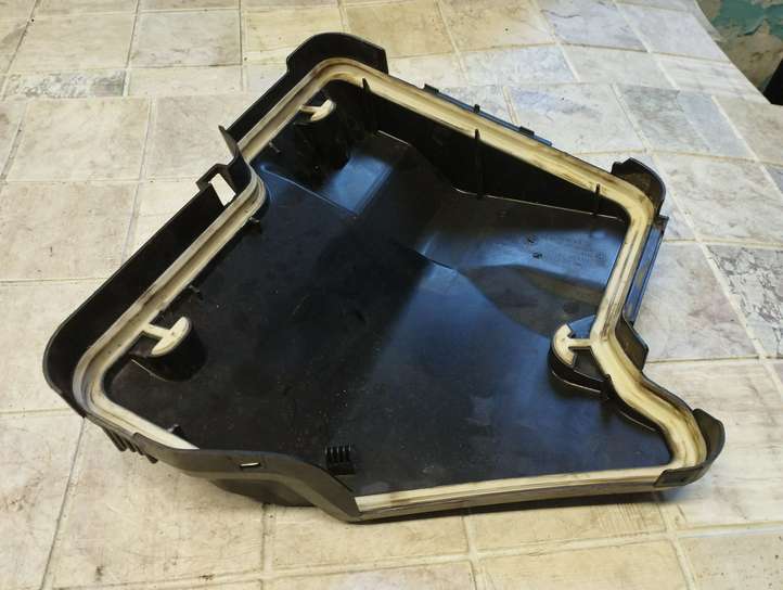 BMW X6 E71 (2008 - 2014)  7555102 Крышка ящика предохранителей