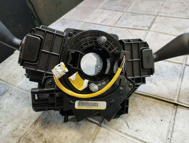 Ford Focus (2005 - 2008)  3M5T6475AE Комплект ручек