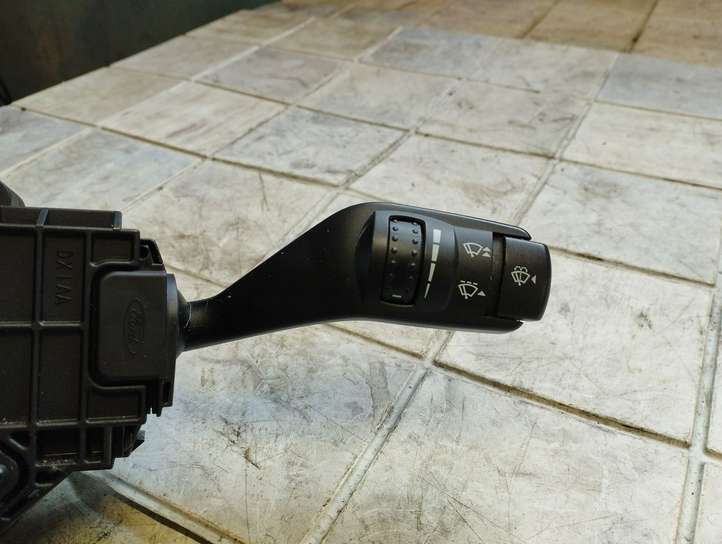 Ford Focus (2005 - 2008)  3M5T6475AE Комплект ручек