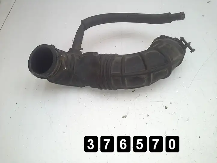 Kia Ceed (2006 - 2010) 1400l281382h000 Трубка подачи воздуха — фото 1