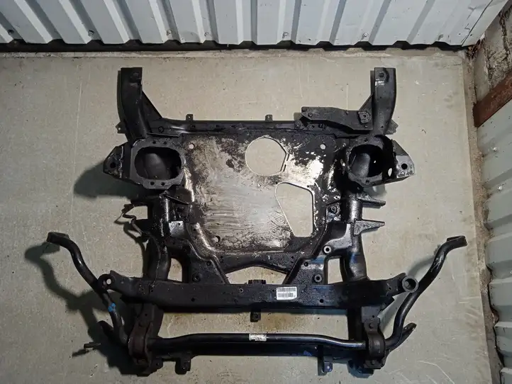 BMW X5 E70 (2006 - 2013) 677935702 Передняя балка подвески — фото 5