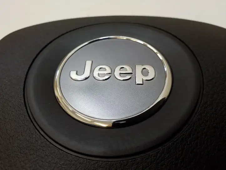 Jeep Cherokee (2013 - 2017) OEM Крышка airbag рулевого колеса — фото 6