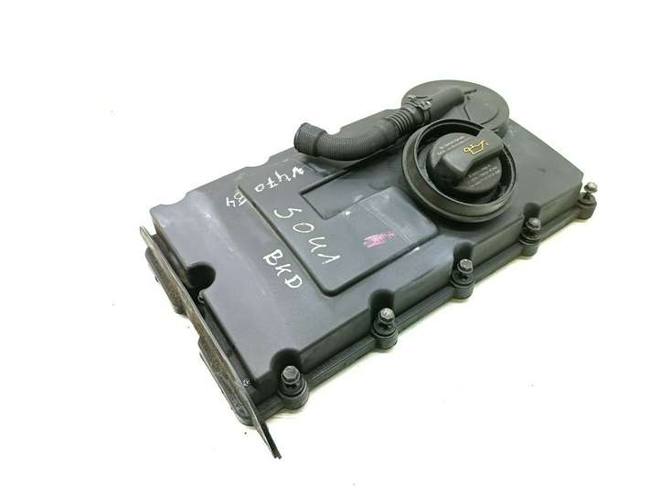 Volkswagen Golf V (2003 - 2009)  03G103475 Крышка головки