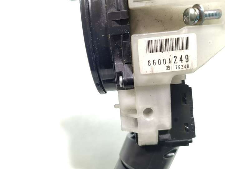 Mitsubishi Outlander (2007 - 2012)  EP17005XC1 Комплект ручек