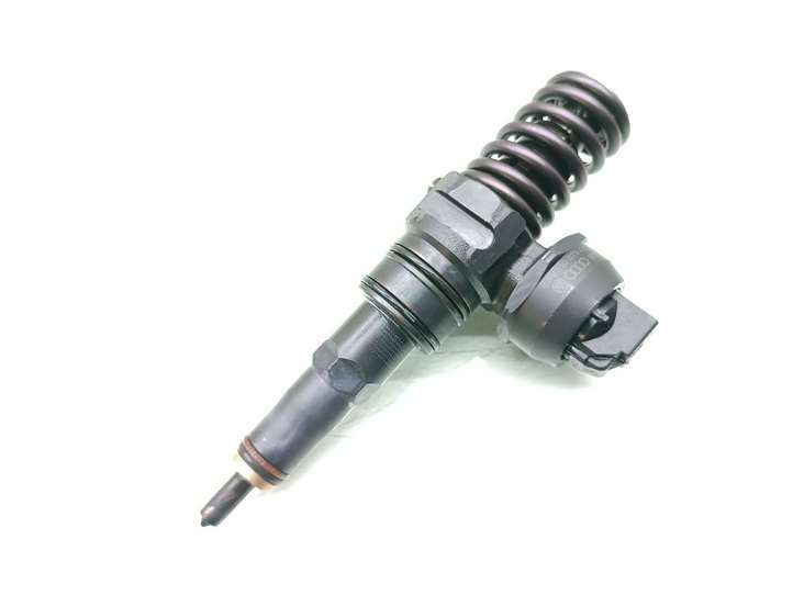 Audi A3/S3 8P (2004 - 2008)  038130073AG Жиклер (жиклеры) (форсунка (форсунки)