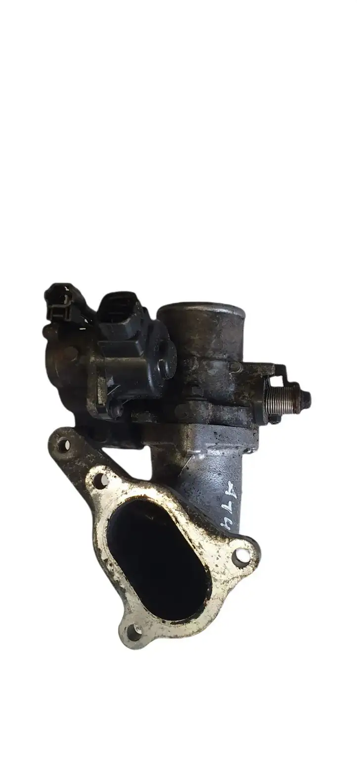 Toyota Avensis Verso (2001 - 2004) 8967221020 Дроссельная заслонка — фото 1