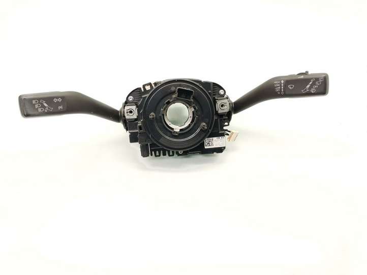 Skoda Octavia Mk2 (1Z) (2004 - 2013)  5K0953569C Комплект ручек