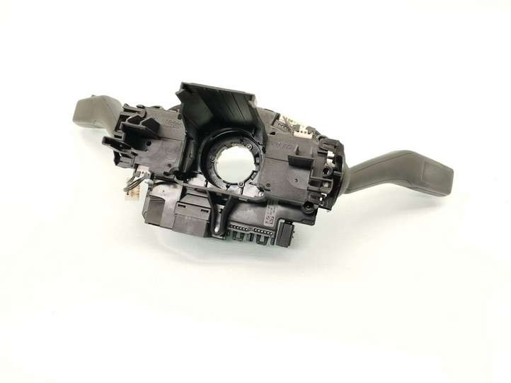 Skoda Octavia Mk2 (1Z) (2004 - 2013)  5K0953569C Комплект ручек