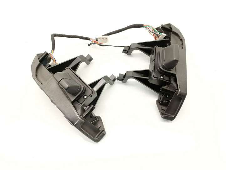 Land Rover Range Rover Sport (2005 - 2009)  XPD500510WVH Кнопки рулевого колеса