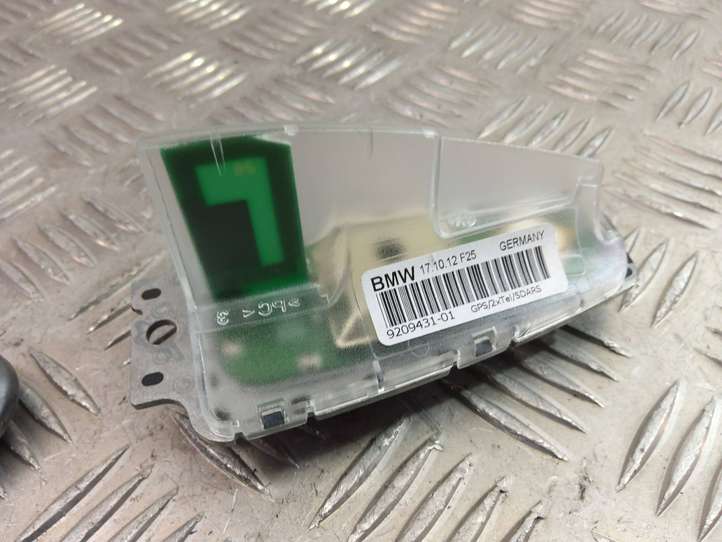 BMW X3 F25 (2010 - 2017)  9209431 Антенна (антенна GPS)