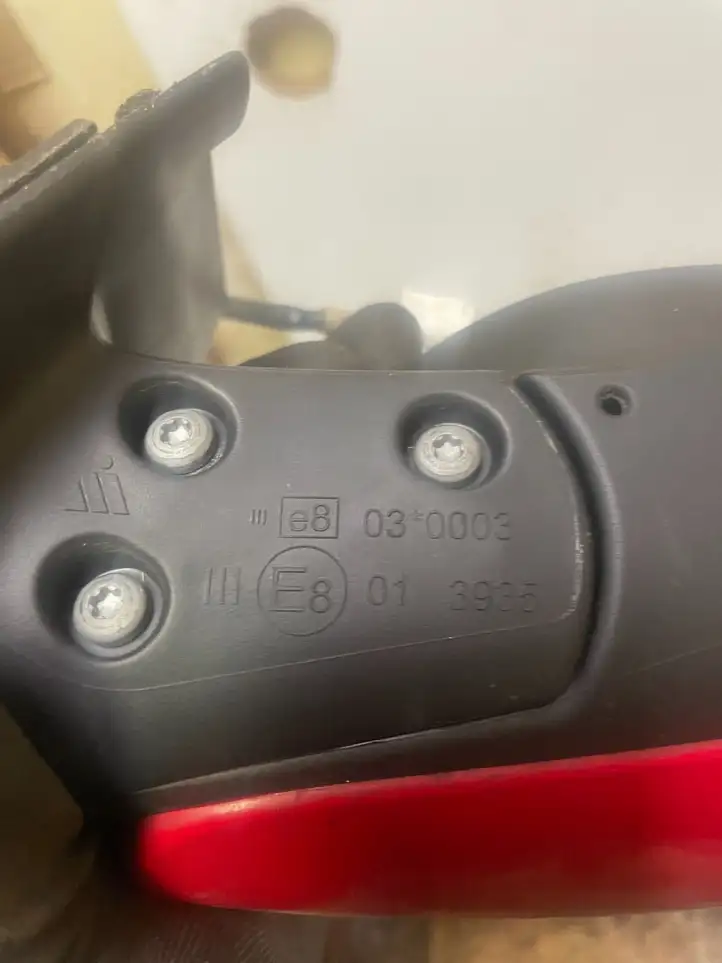 Toyota Yaris (2009 - 2012) E8013935 Боковое зеркало с электроприводом — фото 3