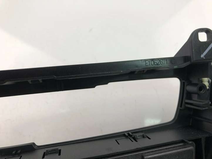 BMW 3 F30 F35 F31 (2012 - 2018)  9239261 Управление климат контролем