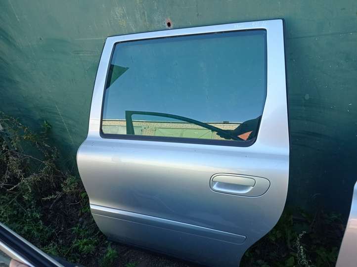 Volvo V70 (2004 - 2007)   Задняя дверь