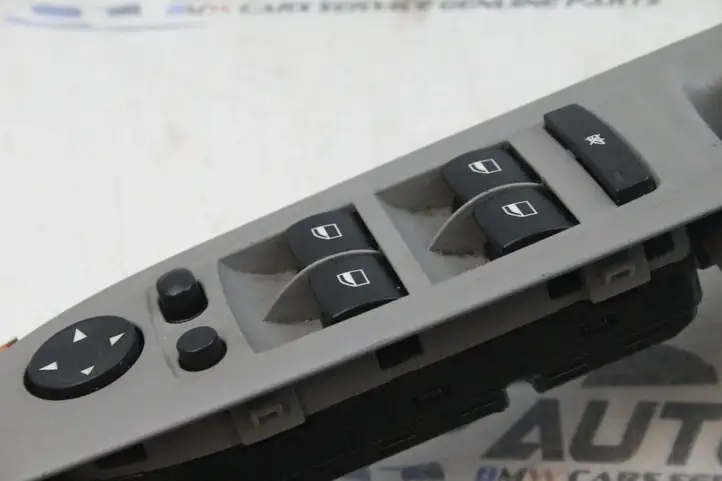 BMW 5 E60 E61 (2004 - 2010) 9122111 Кнопка стеклоподъемников — фото 9