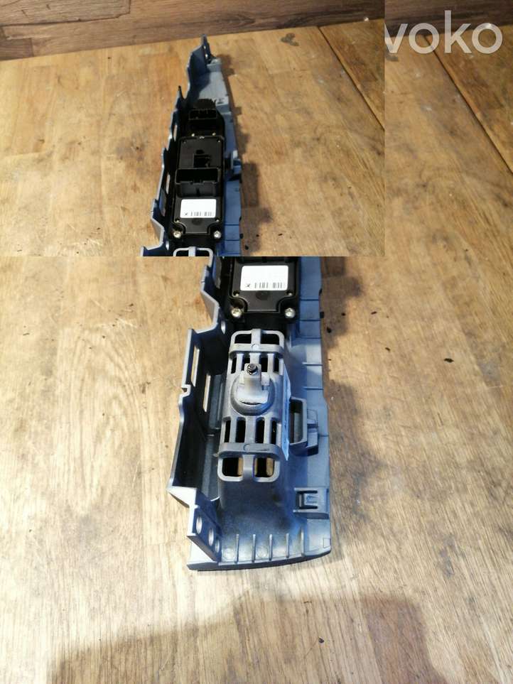 Mazda 2 (2003 - 2007)  05074535 Кнопка стеклоподъемников