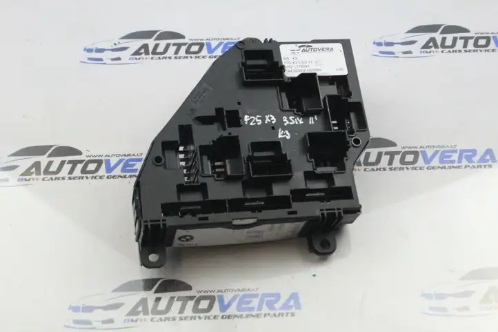 BMW X3 F25 (2010 - 2017) 9210859 Блок предохранителей — фото 3