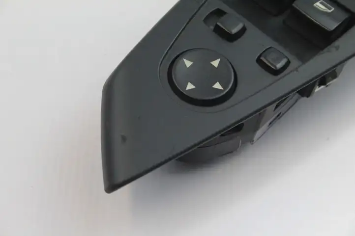 BMW 6 E63 E64 (2002 - 2010) 8029907 Кнопка стеклоподъемников — фото 5