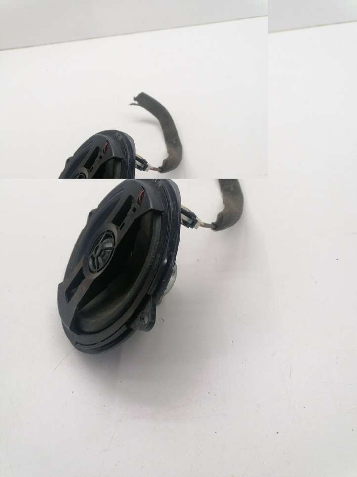Renault Clio III (2005 - 2012)  8200110683 Громкоговоритель (громкоговорители) в задних дверях