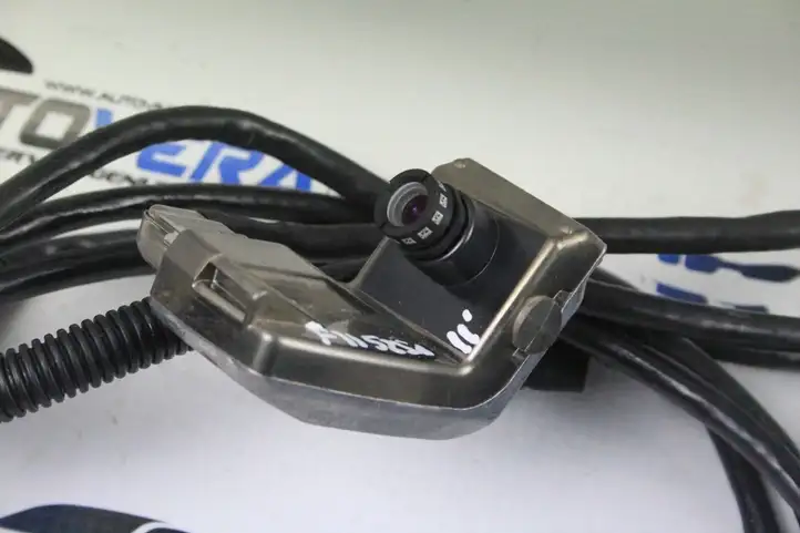 BMW 5 F10 F11 (2009 - 2016) 9199305 Камера в лобовом стекле — фото 4