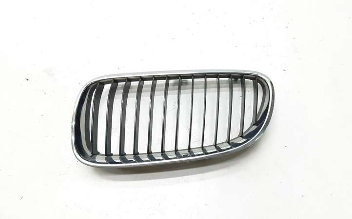 BMW 3 E92 E93 (2005 - 2014)  7254969 Верхняя решётка
