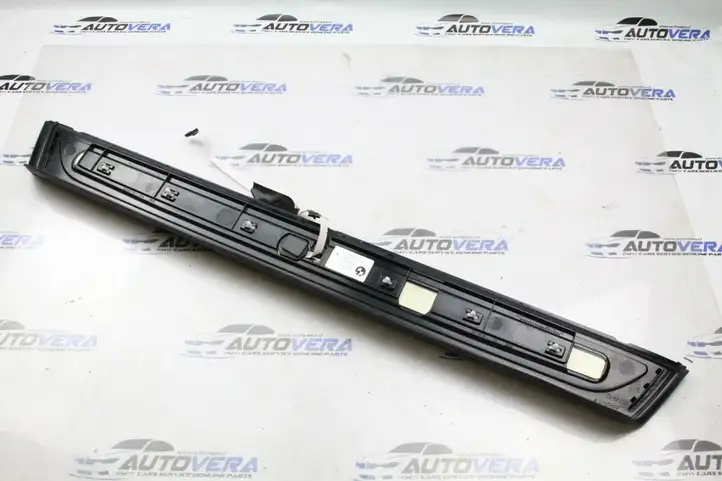 BMW M6 F06/F12/F13 (2012 - 2018) 8051816 Внутренняя отделка переднего порога — фото 5