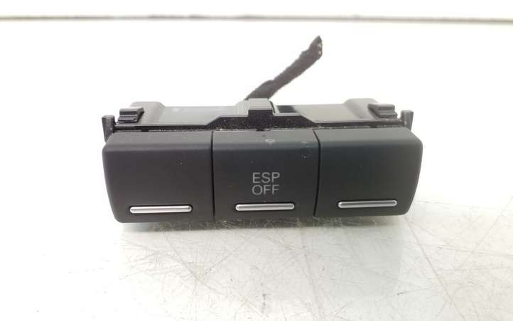 Audi A3/S3 8P (2004 - 2008)  8P0941567 Включатель системы стабильности (ESP)