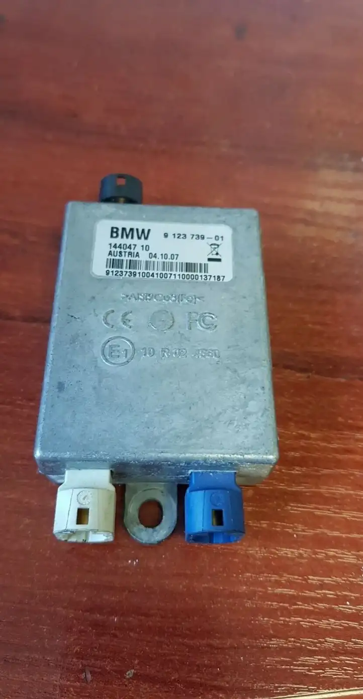 BMW 6 E63 E64 (2002 - 2010) 9123739 USB модуль — фото 1