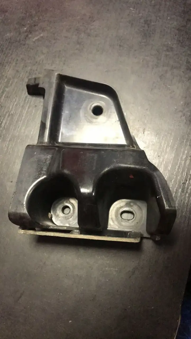 BMW X3 E83 (2003 - 2010) 3414407 Кронштейн заднего бампера — фото 1