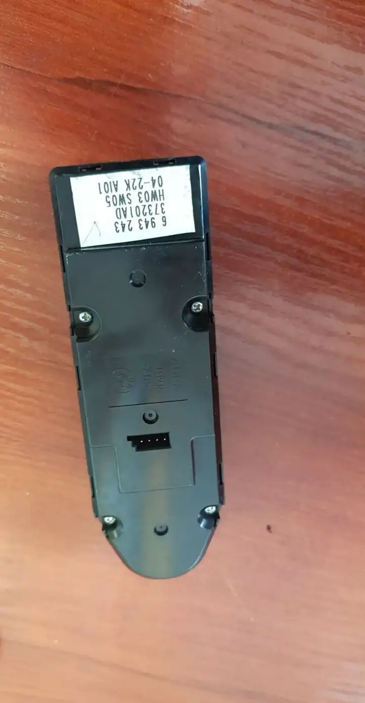 BMW 5 E60 E61 (2004 - 2010) 6943243 Кнопка стеклоподъемников — фото 2