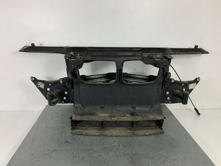 BMW 3 E46 (1998 - 2005)  51718202831 Панель