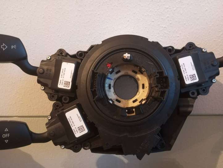 BMW 5 E60 E61 (2004 - 2010)  6968198 Комплект ручек