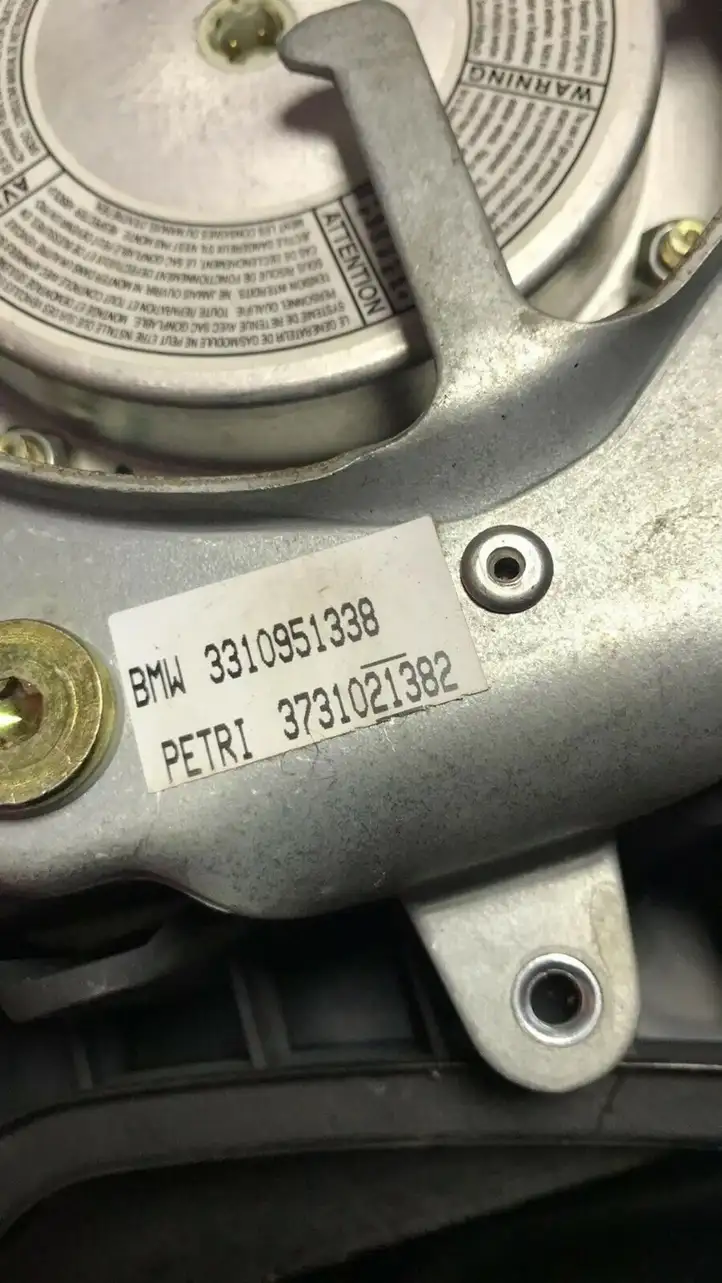 BMW 5 E39 (1996 - 2003) 3310951338 Подушка безопасности руля — фото 4