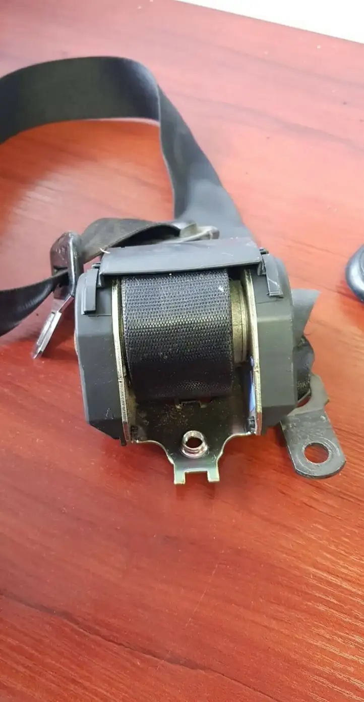 BMW 3 E46 (1998 - 2005) 566244601 Передний ремень безопасности — фото 2
