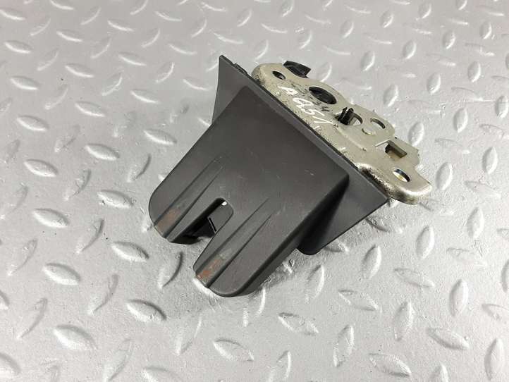 Audi Q5 (2008 - 2012)  8K9827595 Замок задней крышки