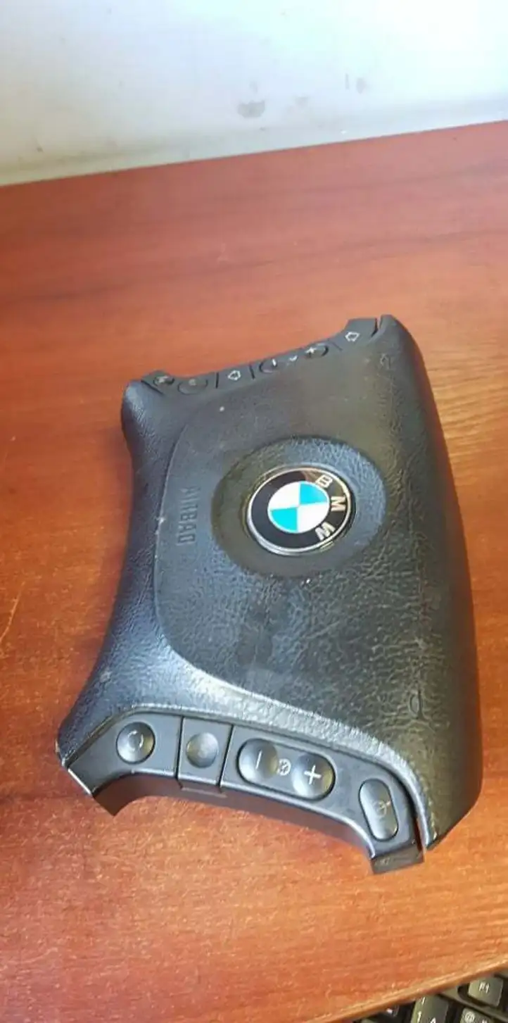 BMW 5 E39 (1996 - 2003) 33675374302 Подушка безопасности руля — фото 2