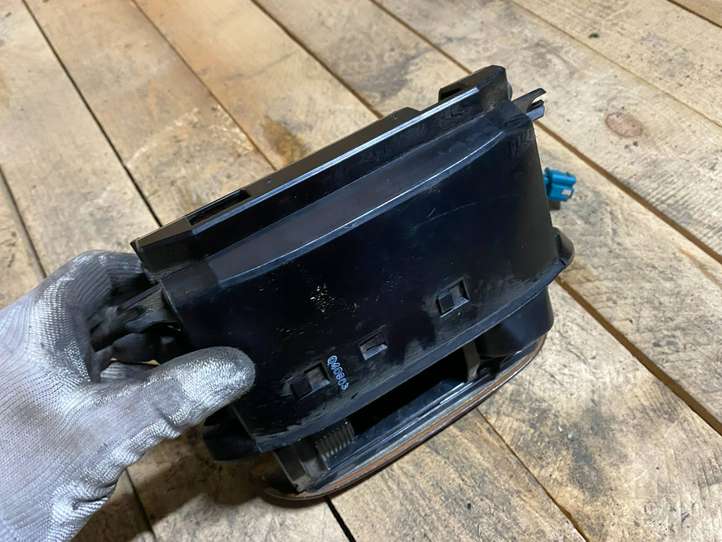 Mercedes-Benz ML W163 (1997 - 2005)  a1638100530 Пепельница