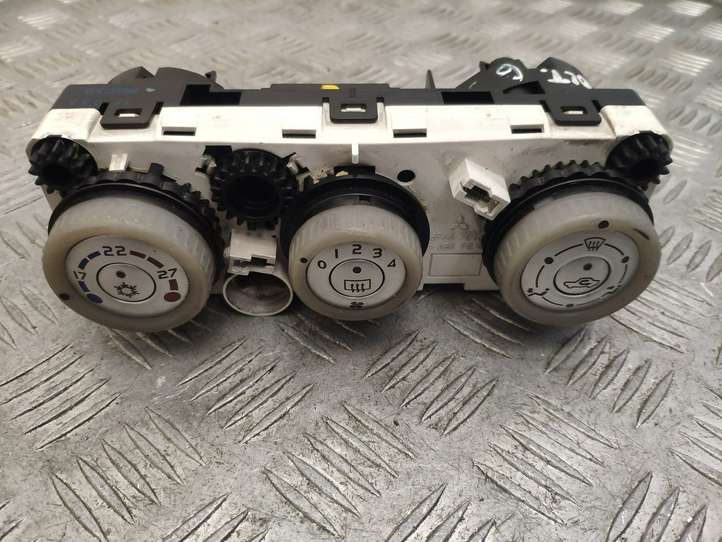 Mitsubishi Colt (2004 - 2008)  69667301 Управление климат контролем