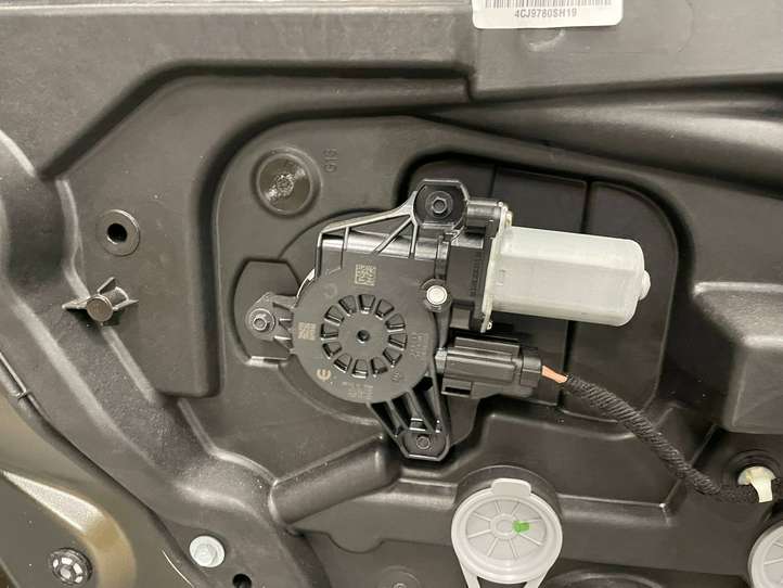 Dodge Ram (2018 - )   Задняя дверь