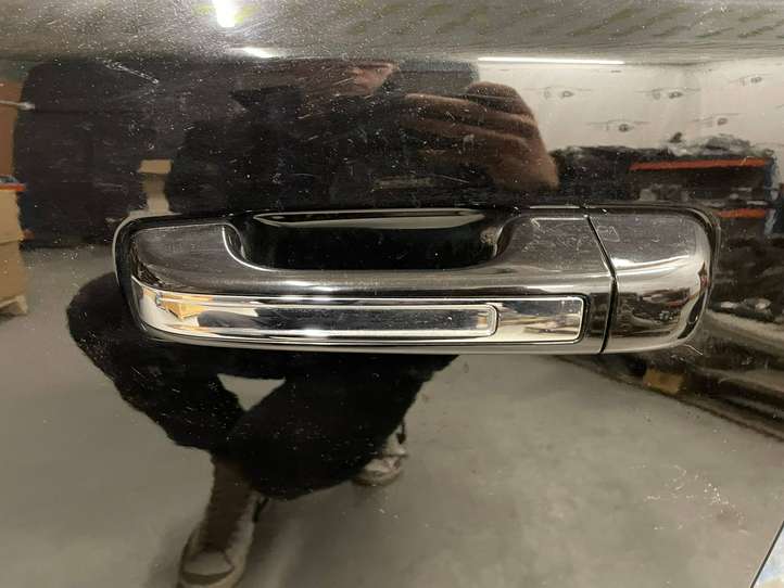 Dodge Ram (2018 - )   Задняя дверь
