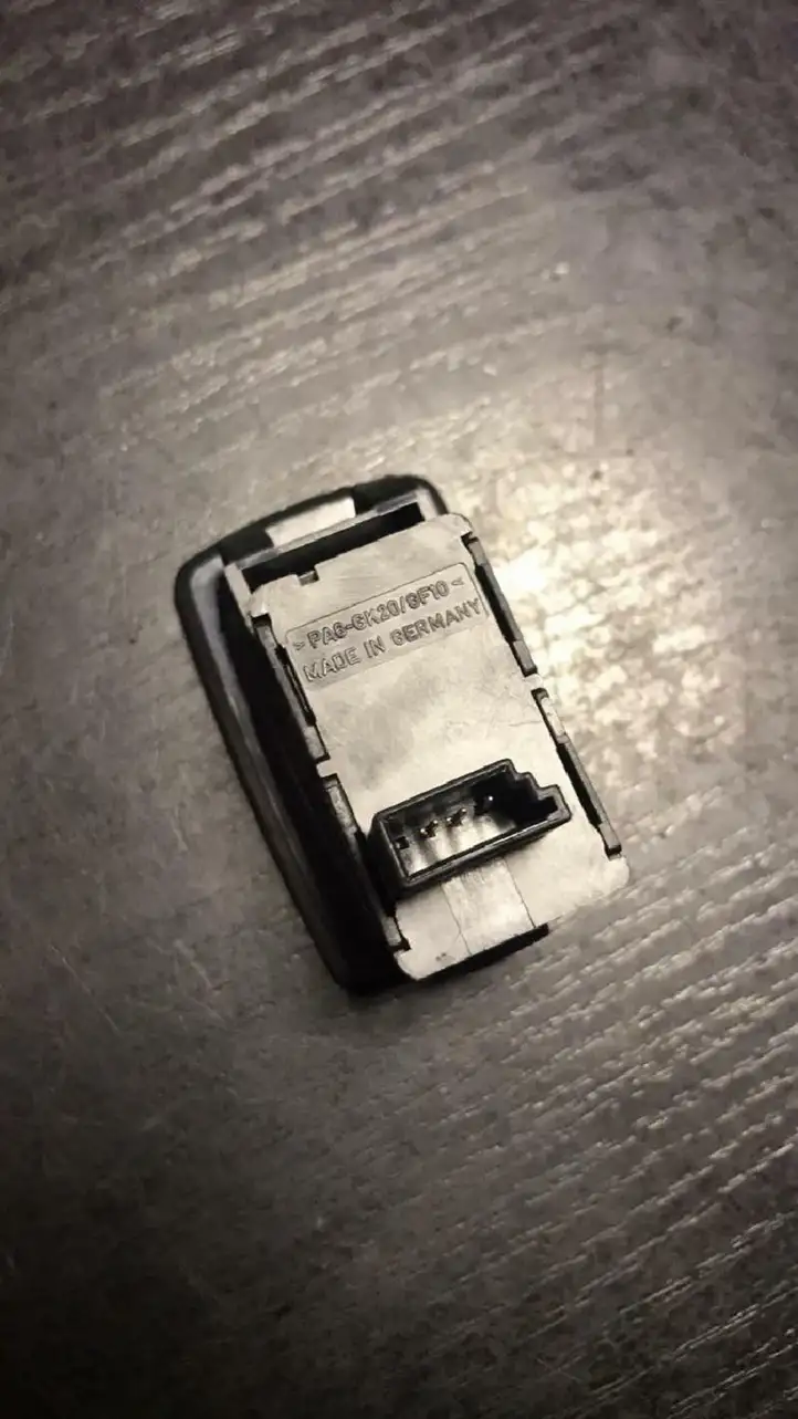 BMW 1 E81 E87 (2004 - 2011) 6945874 Кнопка стеклоподъемников — фото 2