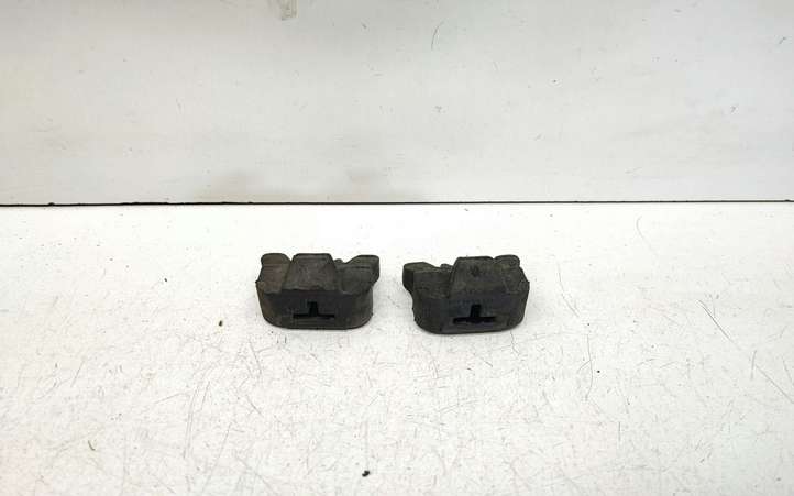 BMW 3 E90 E91 (2005 - 2012)  7805310 Кронштейн