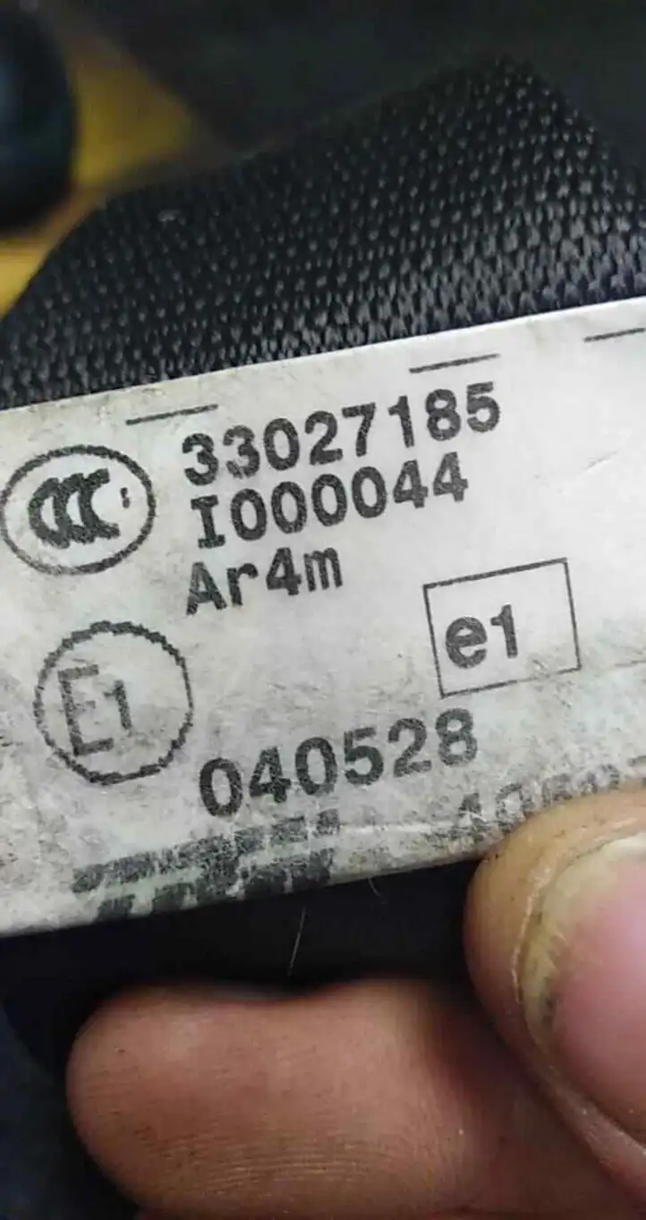 BMW 5 E60 E61 (2004 - 2010) 33027185 Задний ремень безопасности — фото 2